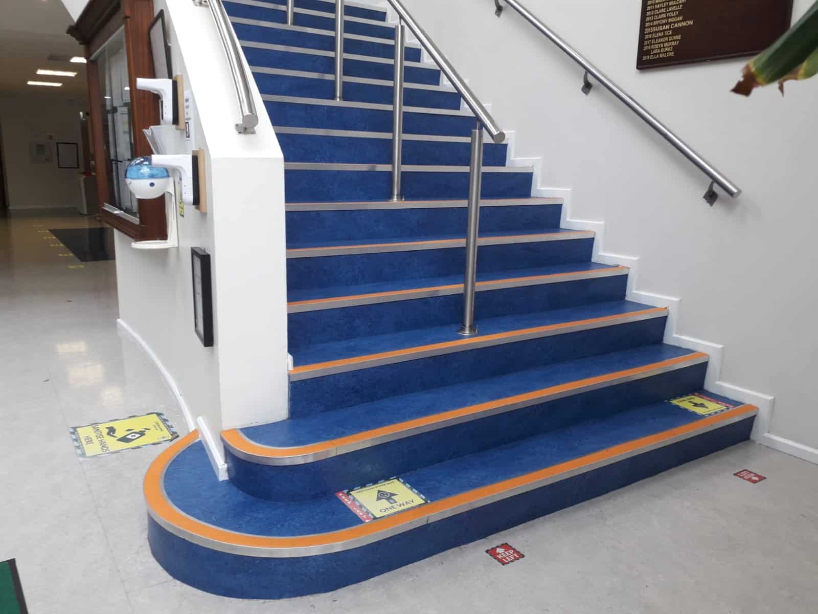 GENESIS Profile Stairs - Tangerine